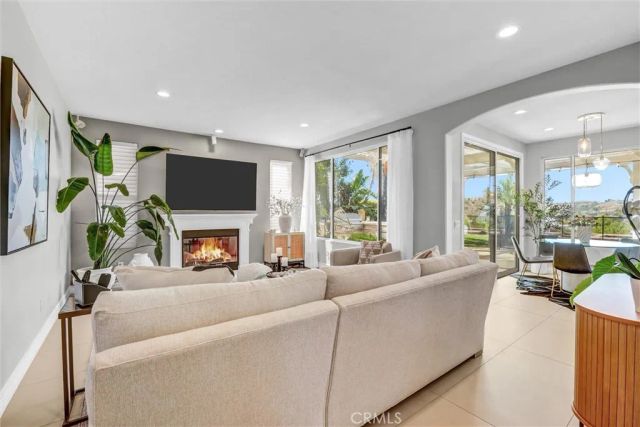 7325 Rutherford Hill Drive, West Hills, CA 91307