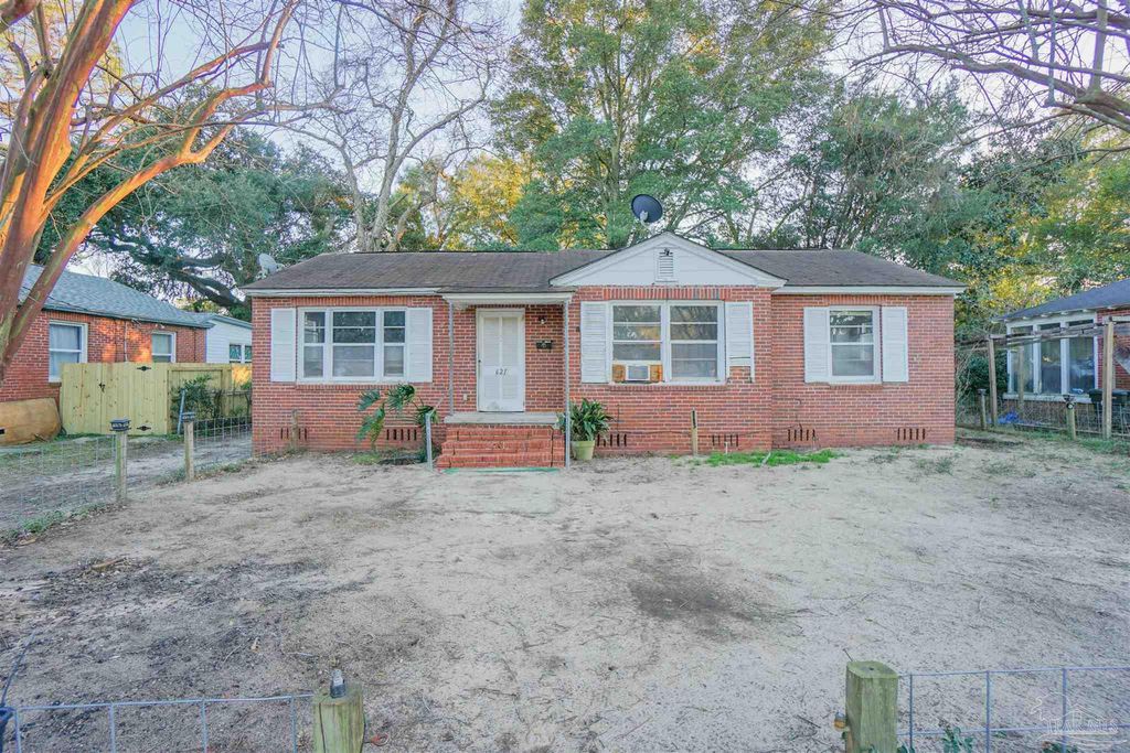 621 W Hernandez St, Pensacola, FL 32501