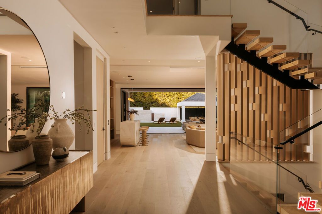 716 N Bedford Drive, Beverly Hills, CA 90210 — photo 3