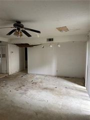 809 CAMELOT Drive, College Park, GA 30349
