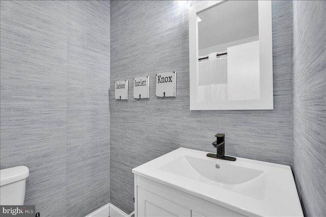 29 HARWOOD RD, Marlton, NJ 08053