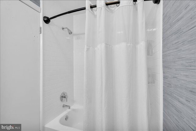 29 HARWOOD RD, Marlton, NJ 08053