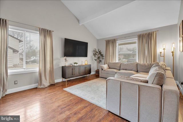 29 HARWOOD RD, Marlton, NJ 08053