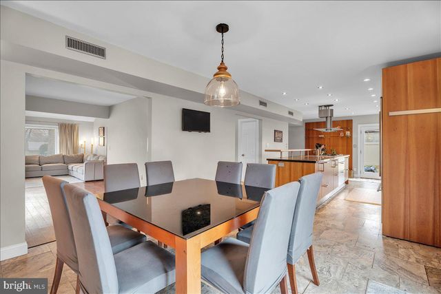 29 HARWOOD RD, Marlton, NJ 08053