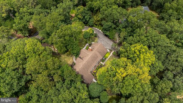 14 E CENTENNIAL DR, Medford, NJ 08055