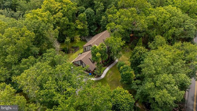 14 E CENTENNIAL DR, Medford, NJ 08055