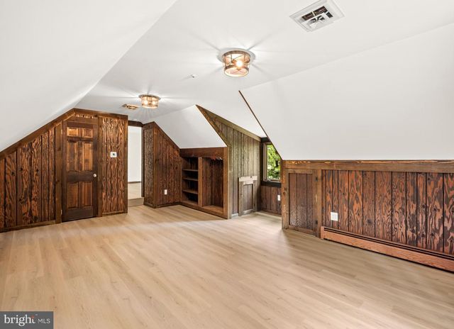 14 E CENTENNIAL DR, Medford, NJ 08055