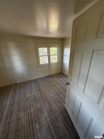 535 VAN BUREN Street, Peoria, IL 61603