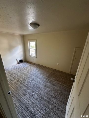 535 VAN BUREN Street, Peoria, IL 61603