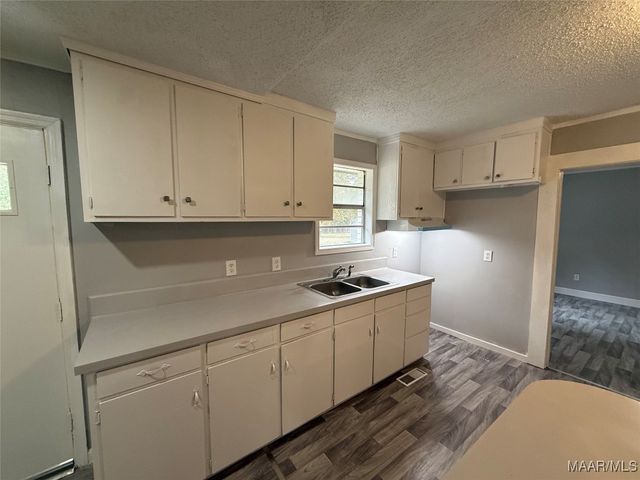 350 County Road 401 ., Selma, AL 36701