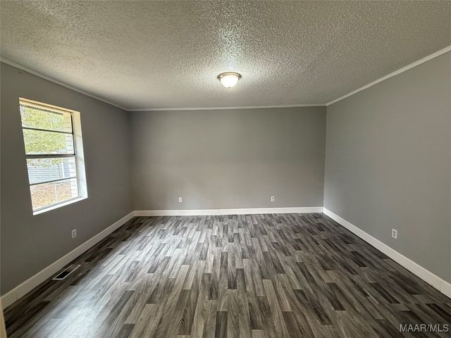 350 County Road 401 ., Selma, AL 36701