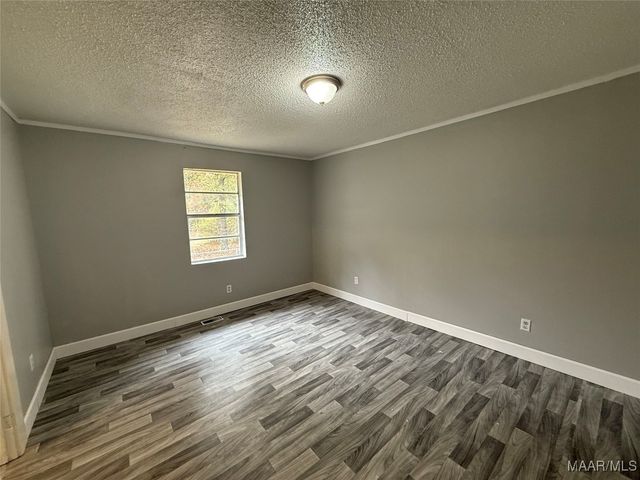 350 County Road 401 ., Selma, AL 36701