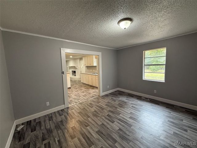 350 County Road 401 ., Selma, AL 36701