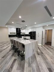17161 Vintage, Northridge, CA 91325