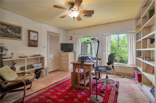 510 N Assembly Drive, Fayetteville, AR 72701