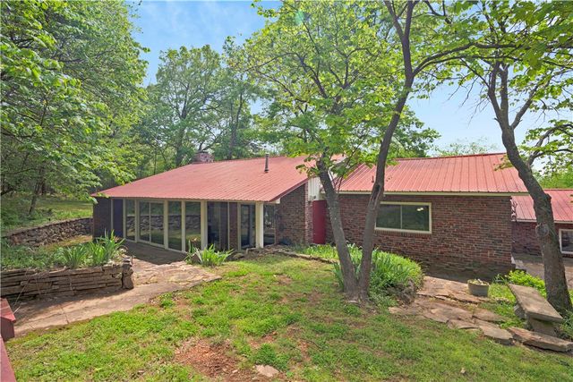 510 N Assembly Drive, Fayetteville, AR 72701