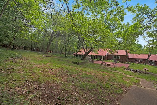 510 N Assembly Drive, Fayetteville, AR 72701
