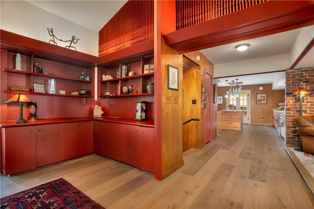 510 N Assembly Drive, Fayetteville, AR 72701