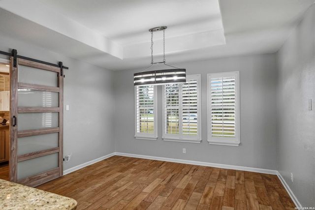 400 QUAIL RDG, La Vernia, TX 78121