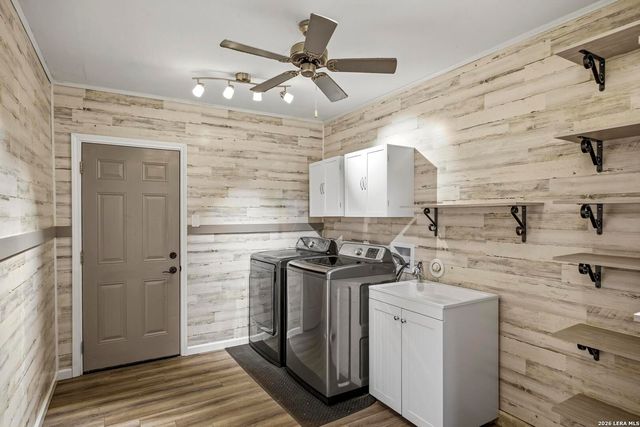 400 QUAIL RDG, La Vernia, TX 78121