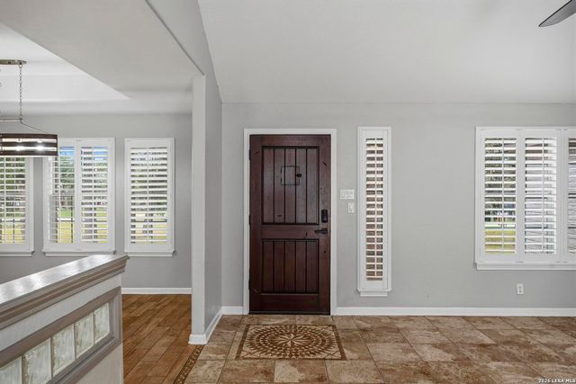 400 QUAIL RDG, La Vernia, TX 78121