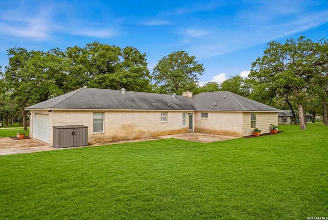 400 QUAIL RDG, La Vernia, TX 78121