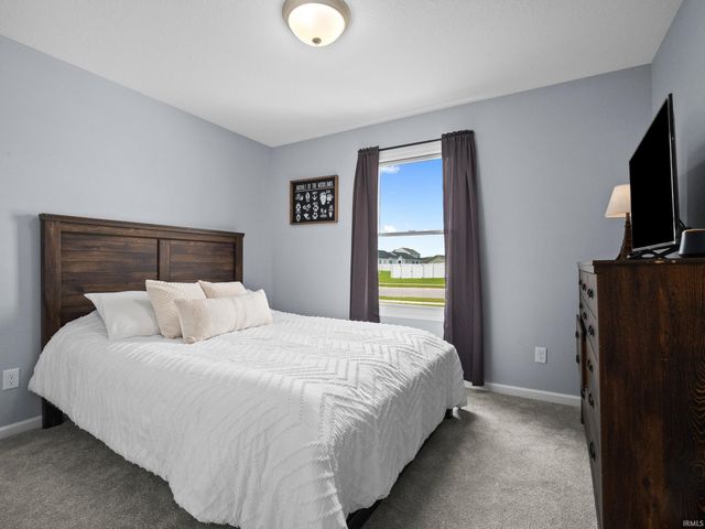 68178 Kestrel Lane, New Paris, IN 46553
