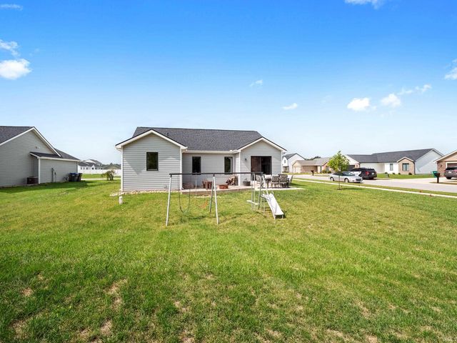 68178 Kestrel Lane, New Paris, IN 46553