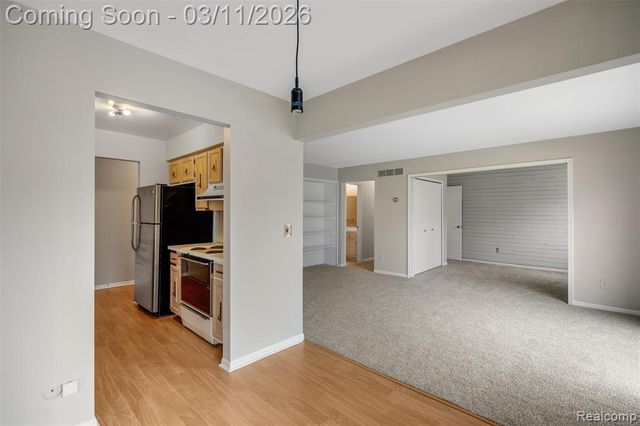 23007 Liberty Street, Saint Clair Shores, MI 48080