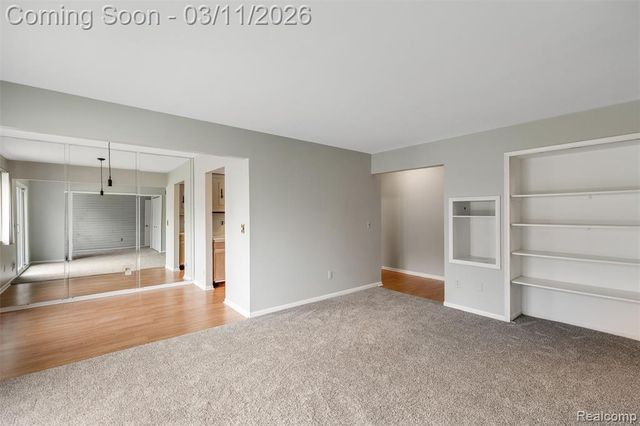 23007 Liberty Street, Saint Clair Shores, MI 48080