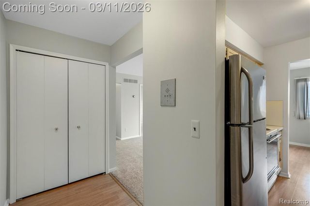 23007 Liberty Street, Saint Clair Shores, MI 48080