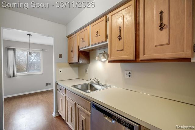 23007 Liberty Street, Saint Clair Shores, MI 48080