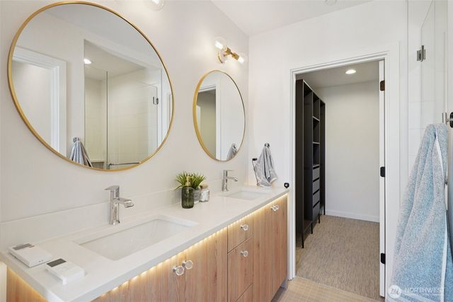 6211 12th Avenue NE, Seattle, WA 98115