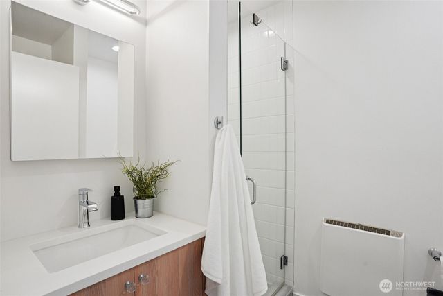 6211 12th Avenue NE, Seattle, WA 98115