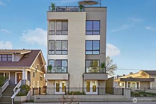 6211 12th Avenue NE, Seattle, WA 98115