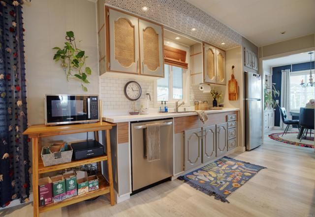 1600 E Vista Way 84, Vista, CA 92084