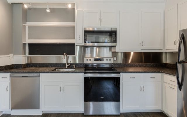 84 Elm Street, Keene, NH 03431