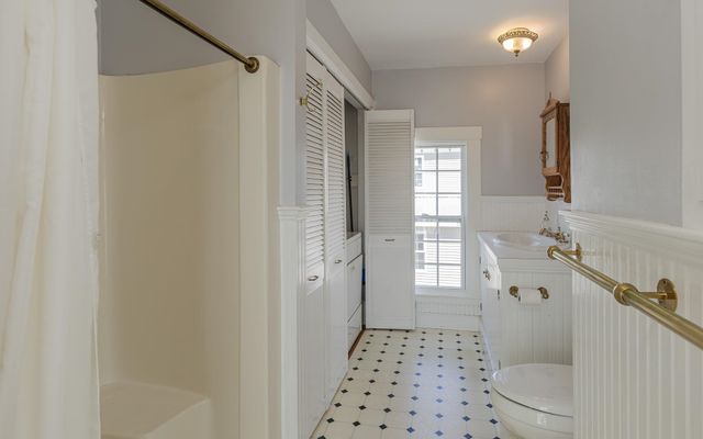84 Elm Street, Keene, NH 03431