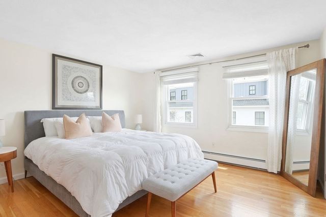 174 Adams 1, Newton, MA 02458