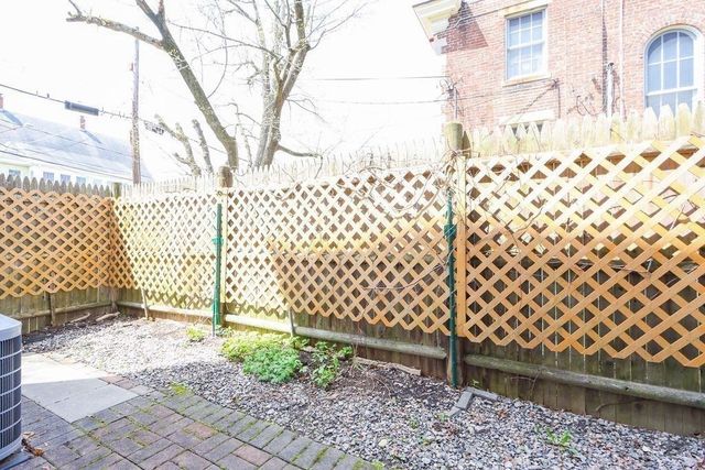 174 Adams 1, Newton, MA 02458