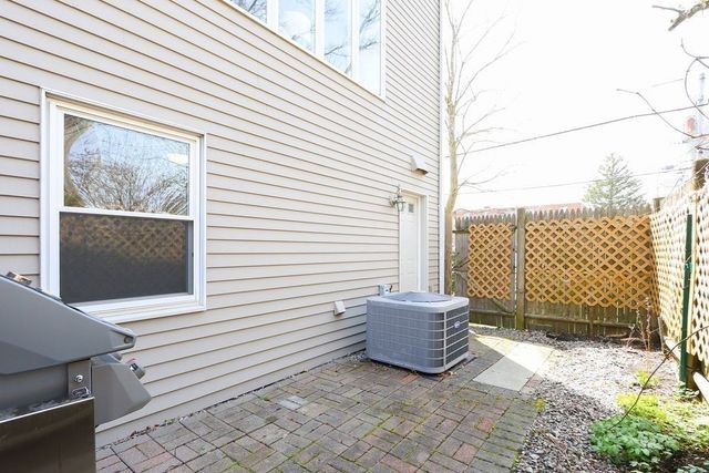 174 Adams 1, Newton, MA 02458