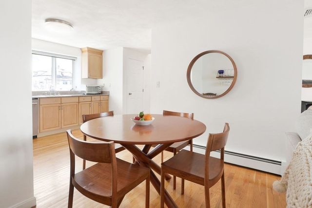 174 Adams 1, Newton, MA 02458