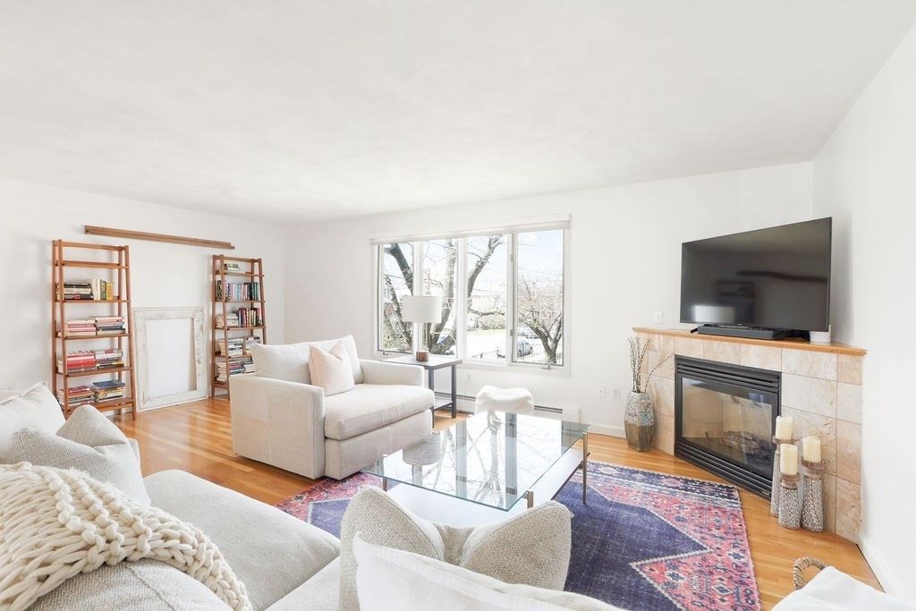 174 Adams 1, Newton, MA 02458