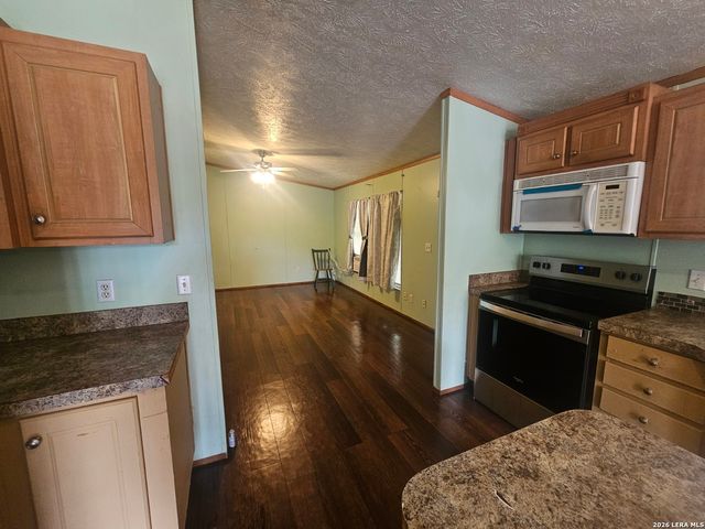 219 Lopez, Seguin, TX 78155
