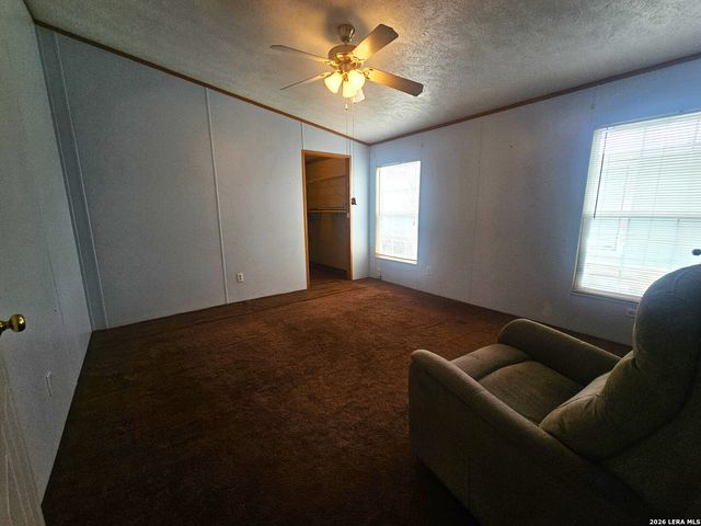 219 Lopez, Seguin, TX 78155