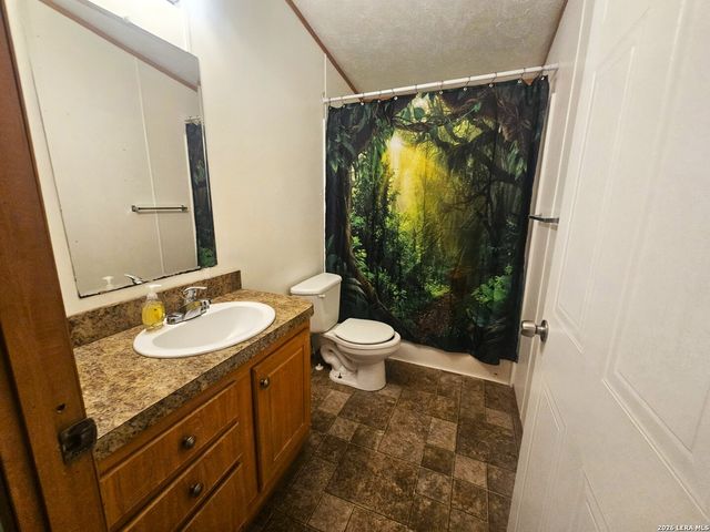 219 Lopez, Seguin, TX 78155
