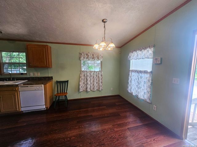 219 Lopez, Seguin, TX 78155