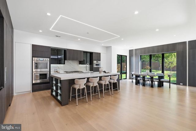 1747 GILSON ST, Falls Church, VA 22043