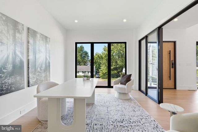 1747 GILSON ST, Falls Church, VA 22043