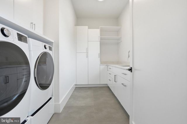 1747 GILSON ST, Falls Church, VA 22043
